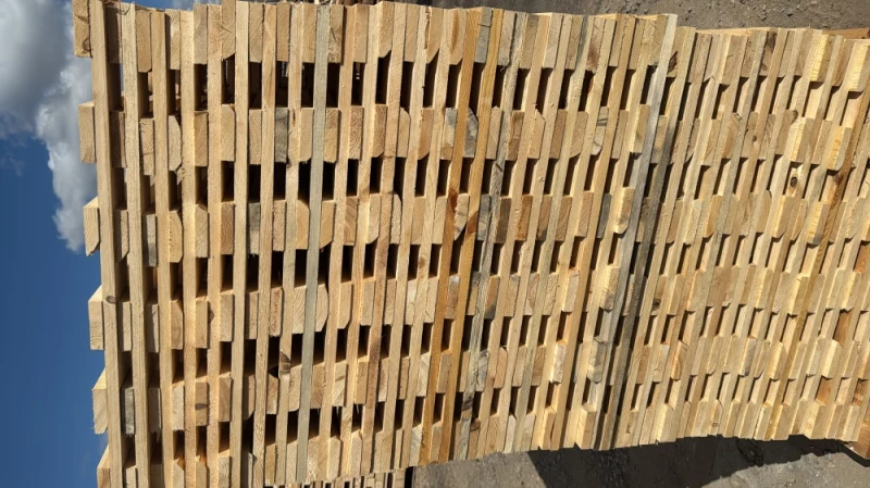 Producent każdego rodzaju palet .