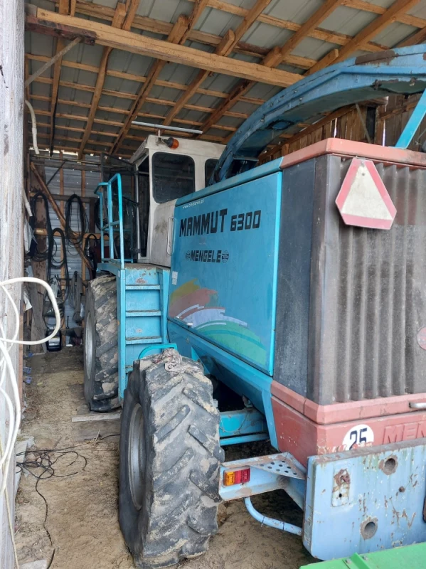 Sieczkarnia do kukurydzy Mengele Mammut  heder  1996  bardzo dobry stan  likwidacja gospodarstwa