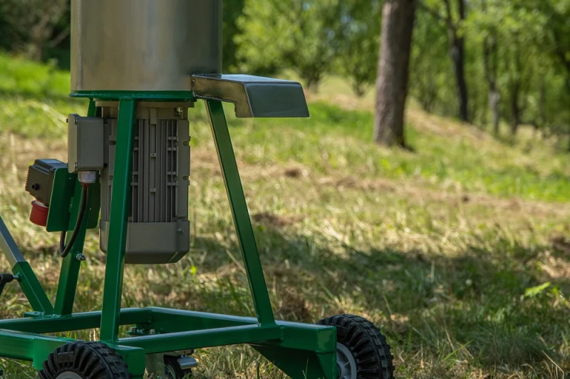 Rozdrabniacz do owoców i warzyw.