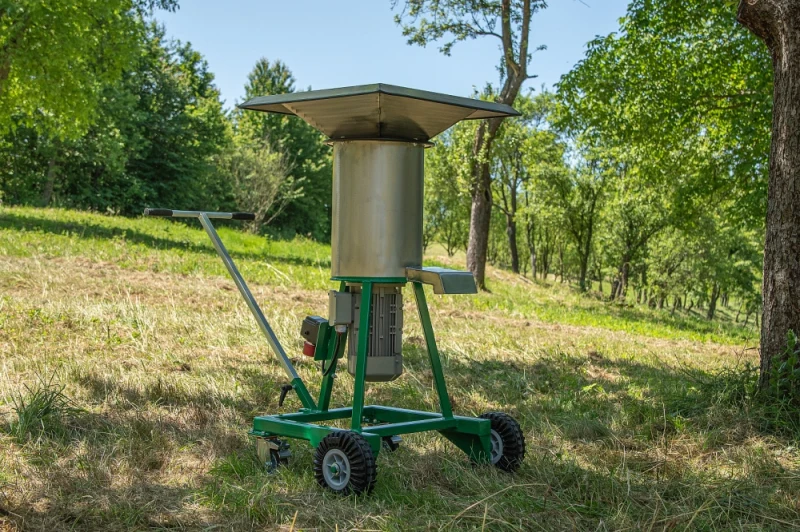 Rozdrabniacz do owoców i warzyw.